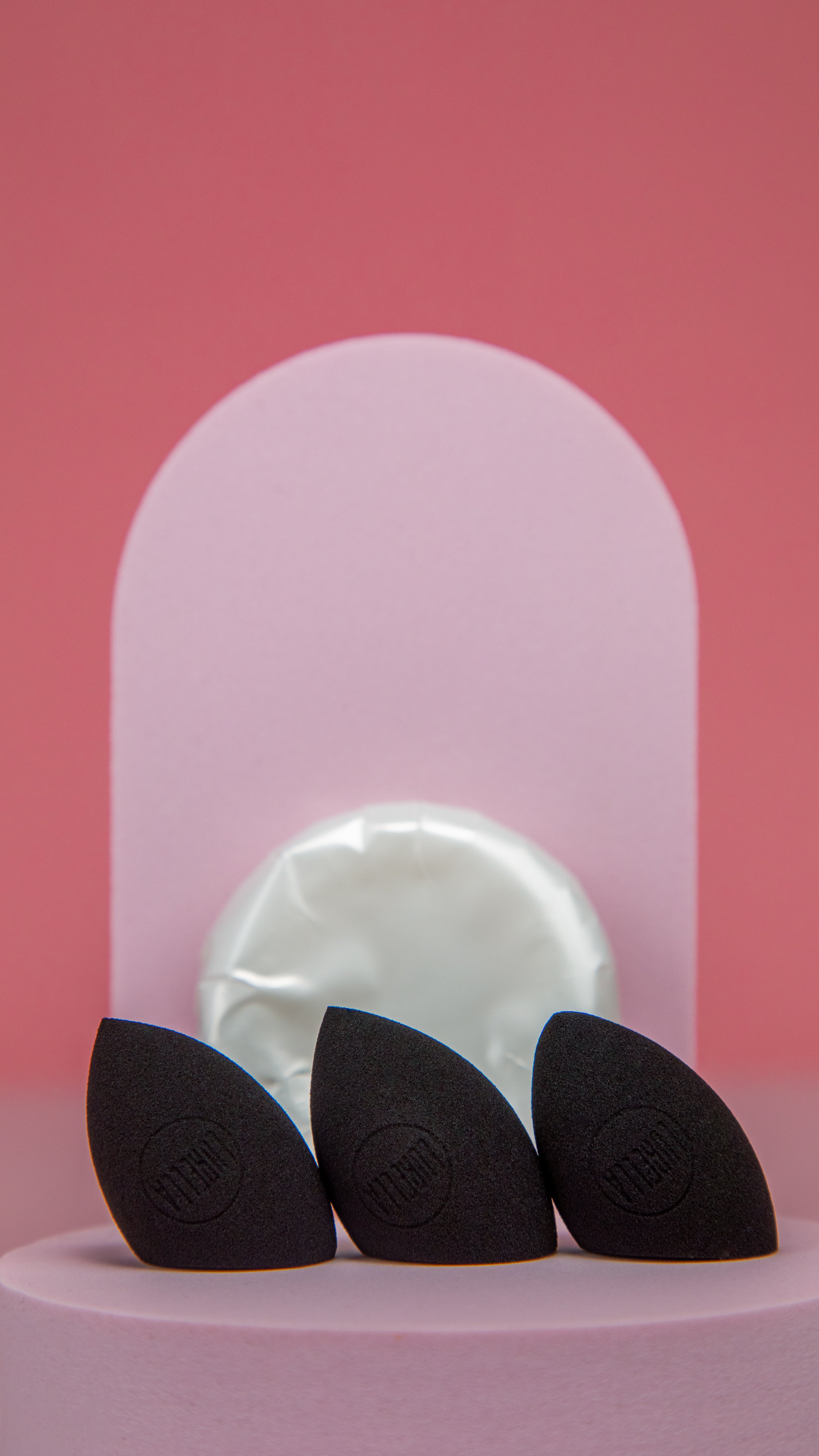 MINI ANGLED TEAR DROP BLACK