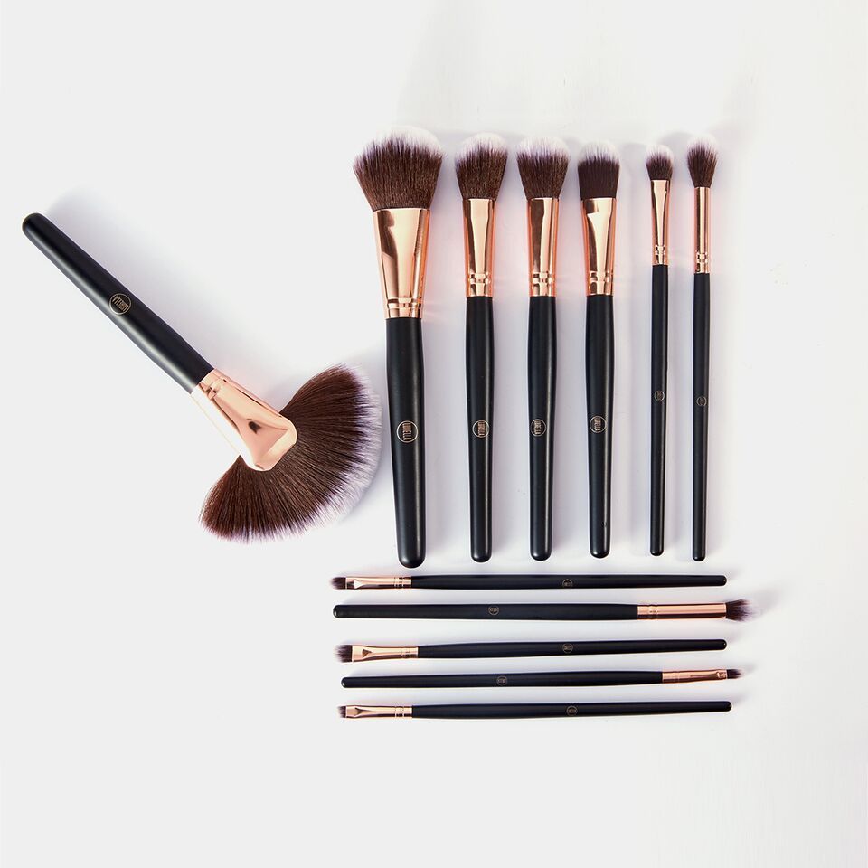 Stay Glam - 12 Piece Brush Set - Lurella Cosmetics
