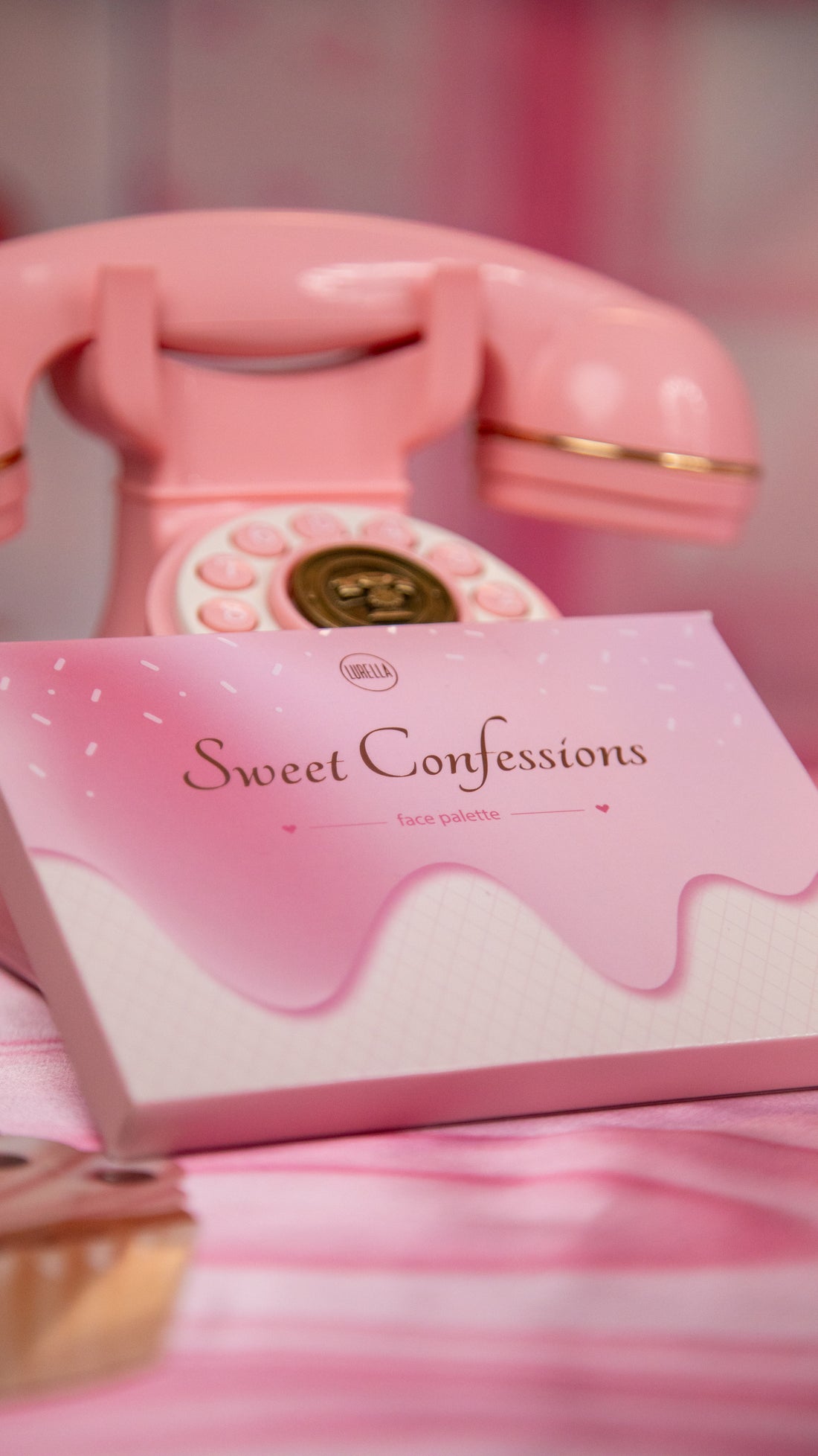 Sweet Confessions face palette