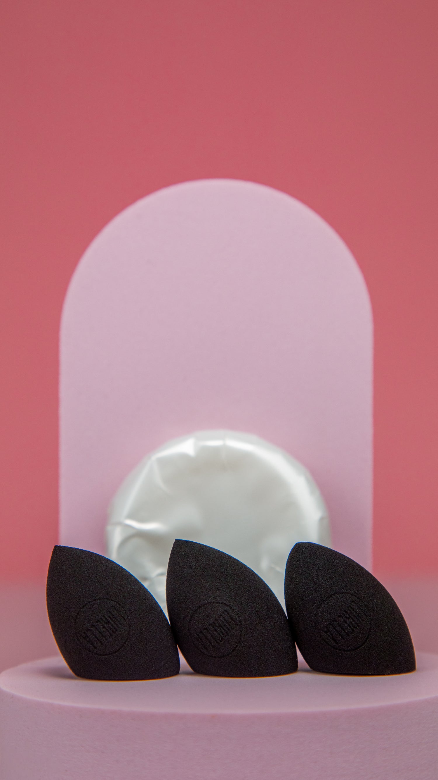 MINI ANGLED TEAR DROP BLACK