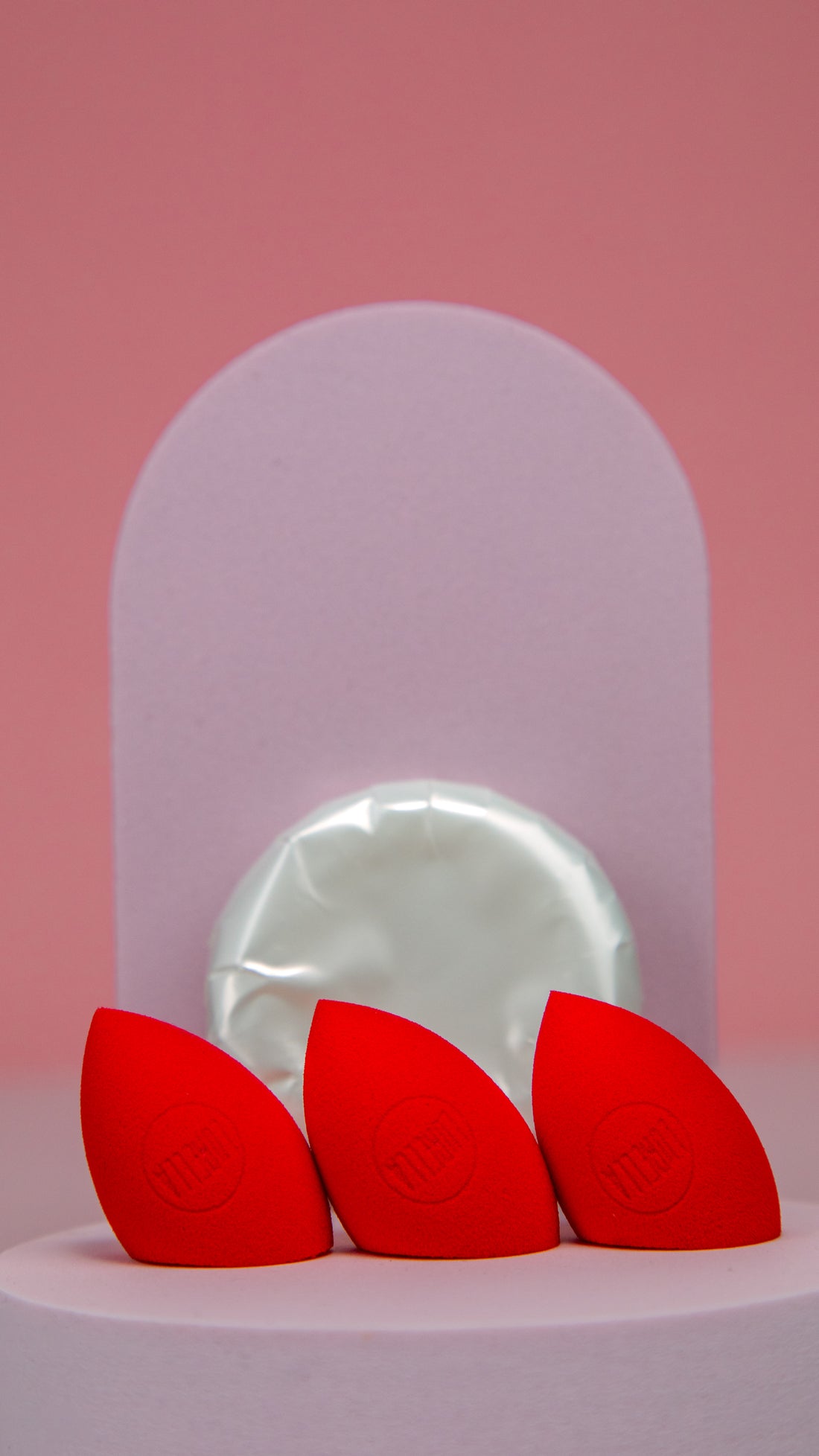 MINI ANGLED TEAR DROP RED