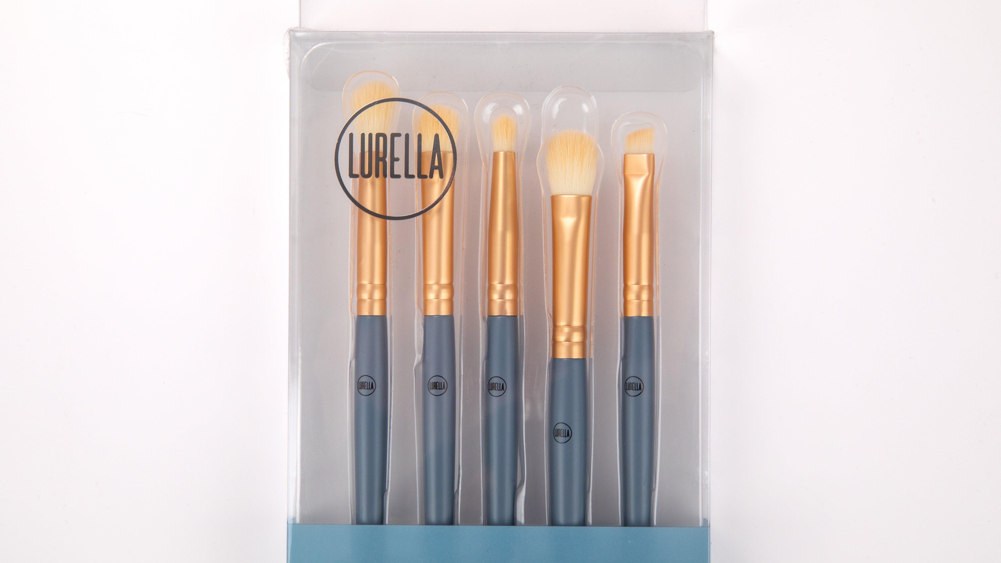 Must Have Eye Kit Close Up