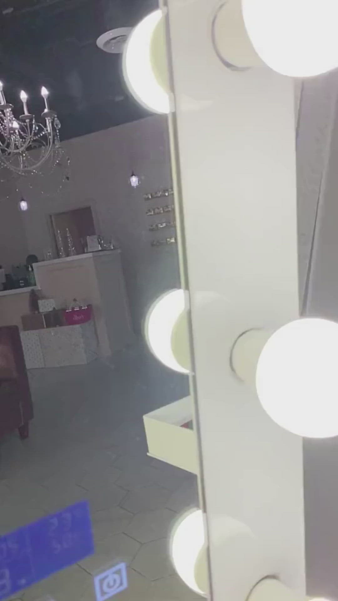21 Bulb Standing Vanity Mirrors
